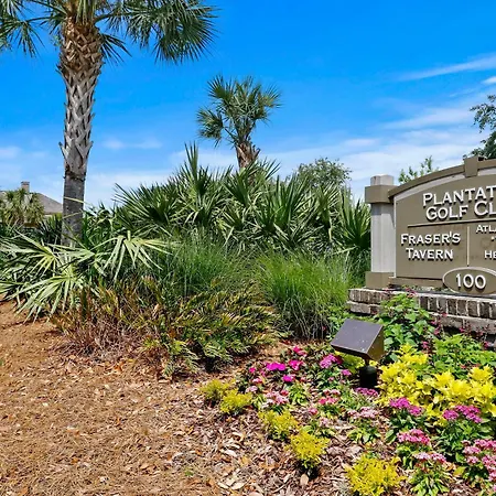 7 Hollyberry Lane Villa